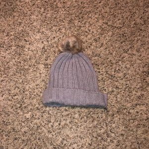 Grey beanie